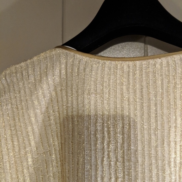 Carlisle Collection gold top - Picture 8 of 8